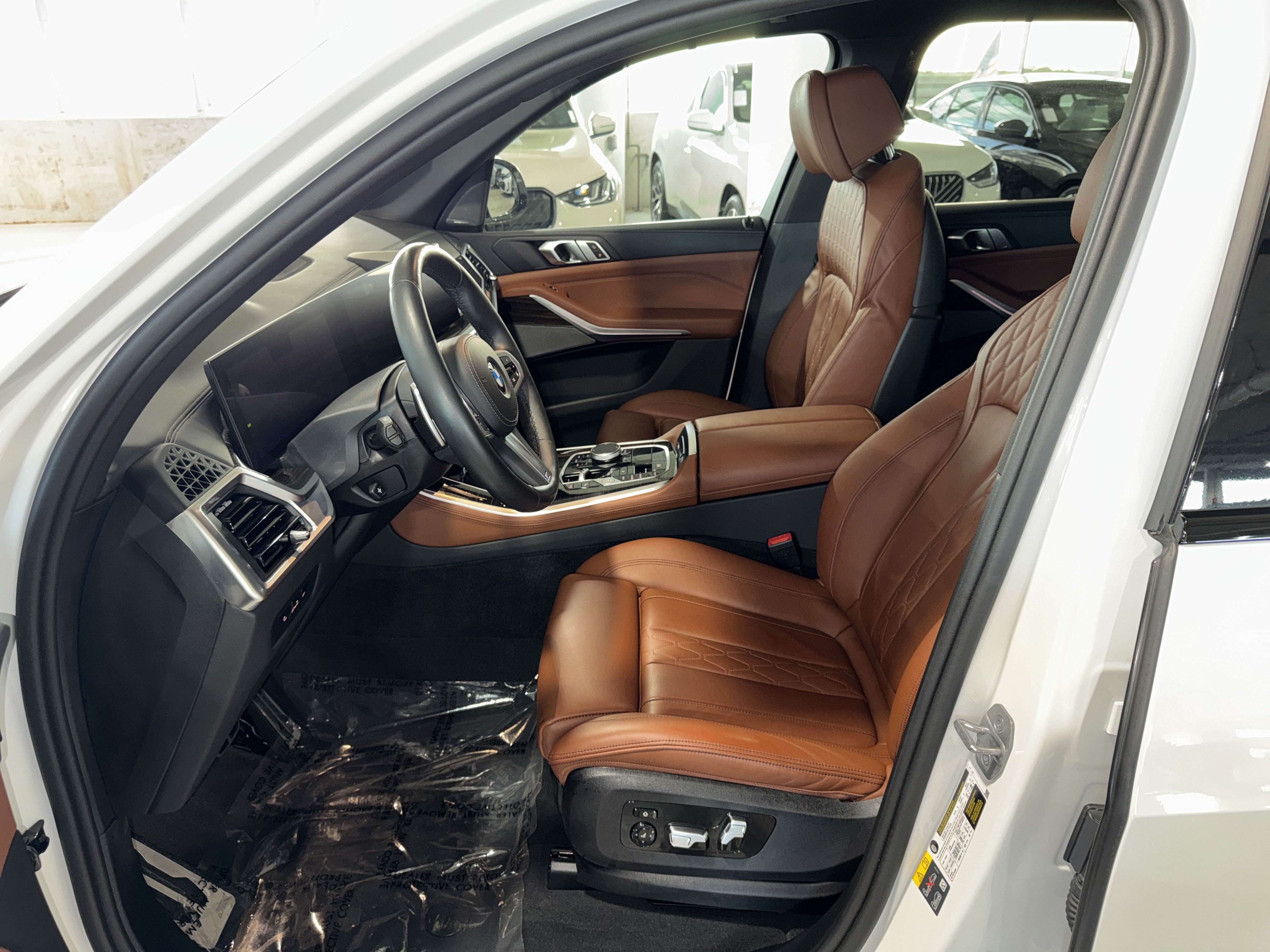 Used 2024 BMW X5 sDrive40i w/ M Sport Package RWD image 19