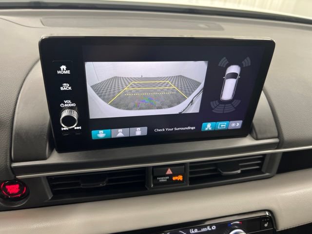 Used 2023 Honda Pilot Touring image 19