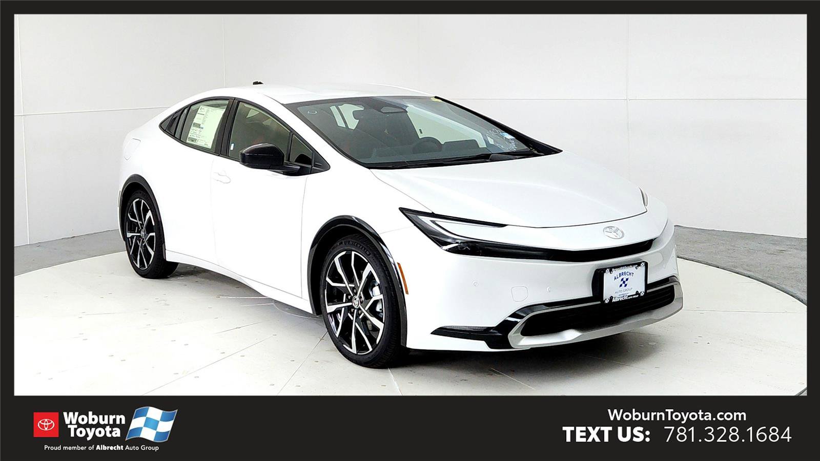 New 2026 Toyota Prius Plug-In Hybrid FWD image 1