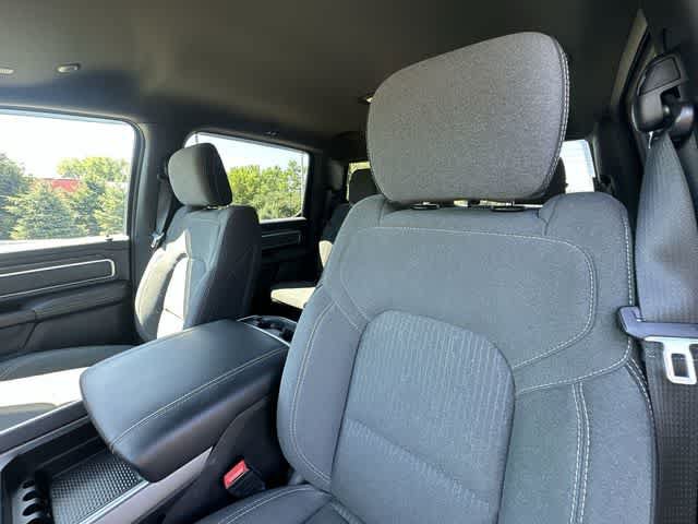 Used 2022 RAM 1500 Big Horn AWD/4WD image 16