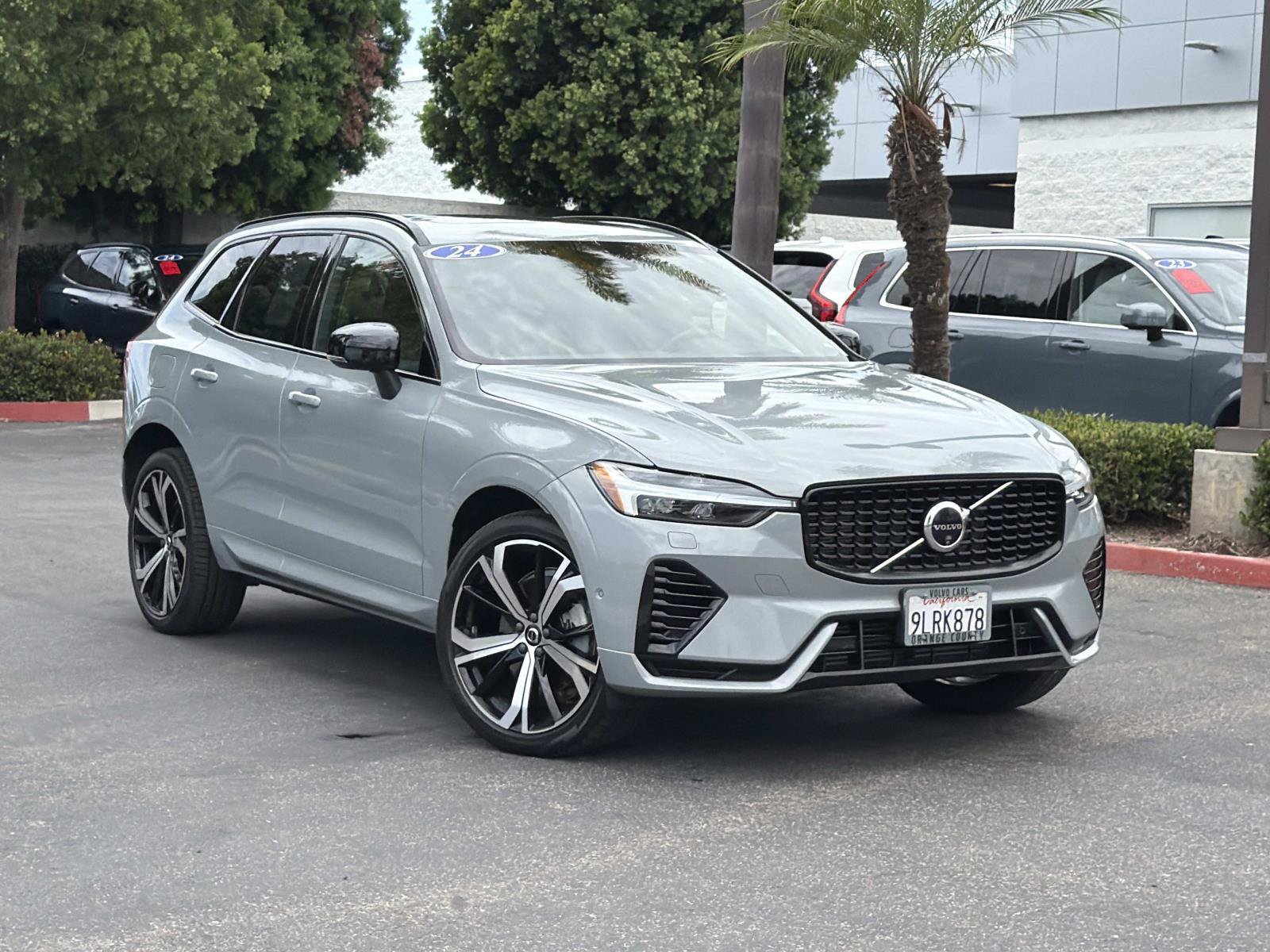 Certified 2024 Volvo XC60 T8 Ultimate w/ Climate Package