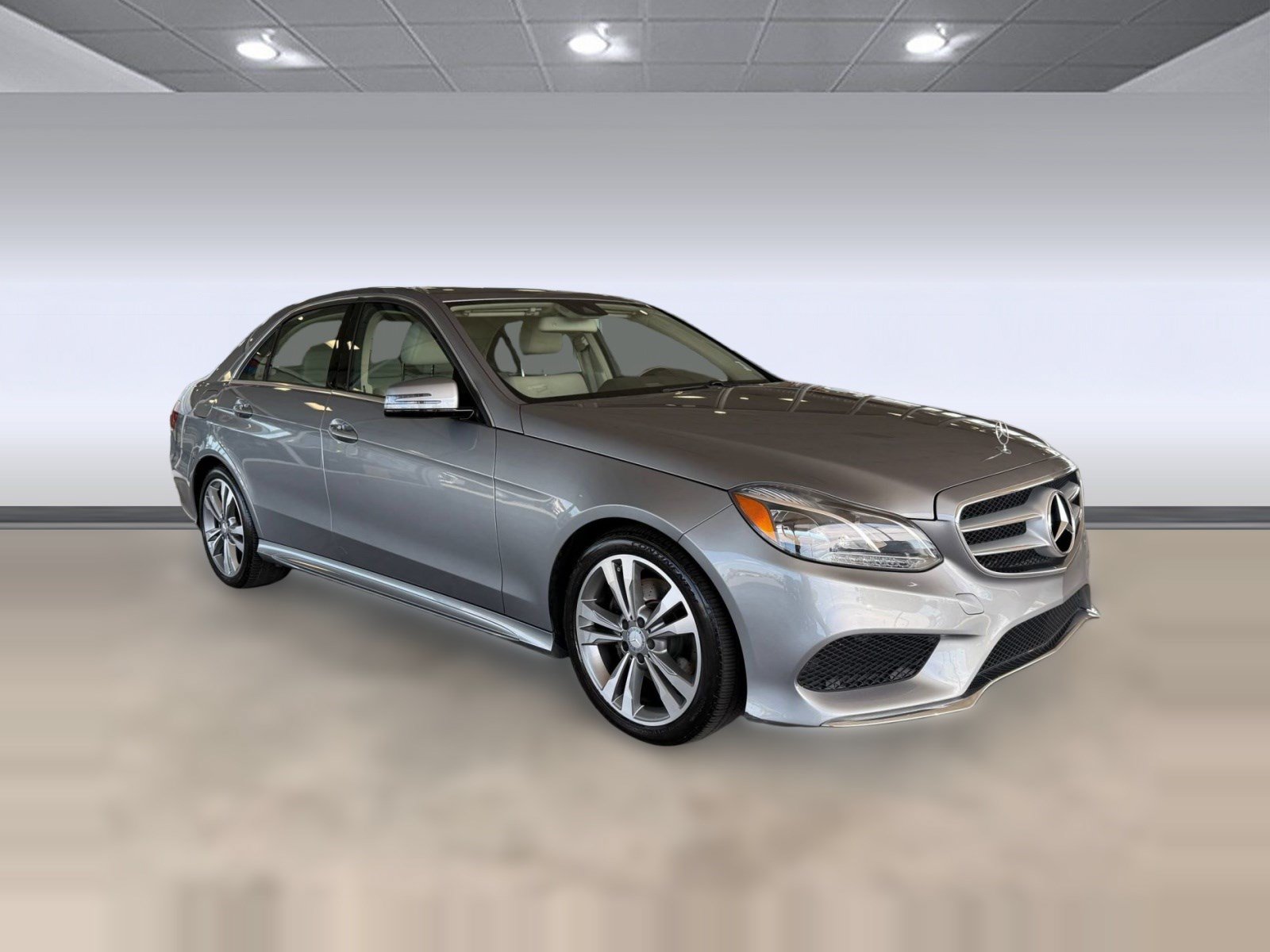 Used 2014 Mercedes-Benz E 350 Sedan image 7
