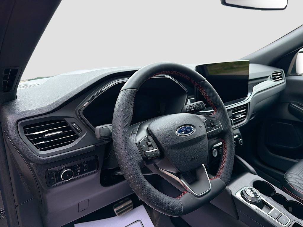 Used 2023 Ford Escape ST-Line Elite w/ Premium Technology Package AWD/4WD image 7
