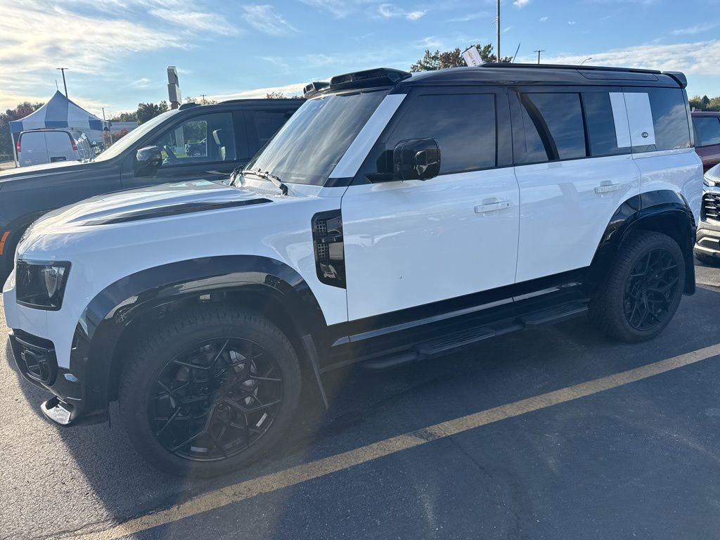 Used 2024 Land Rover Defender 110 X-Dynamic SE