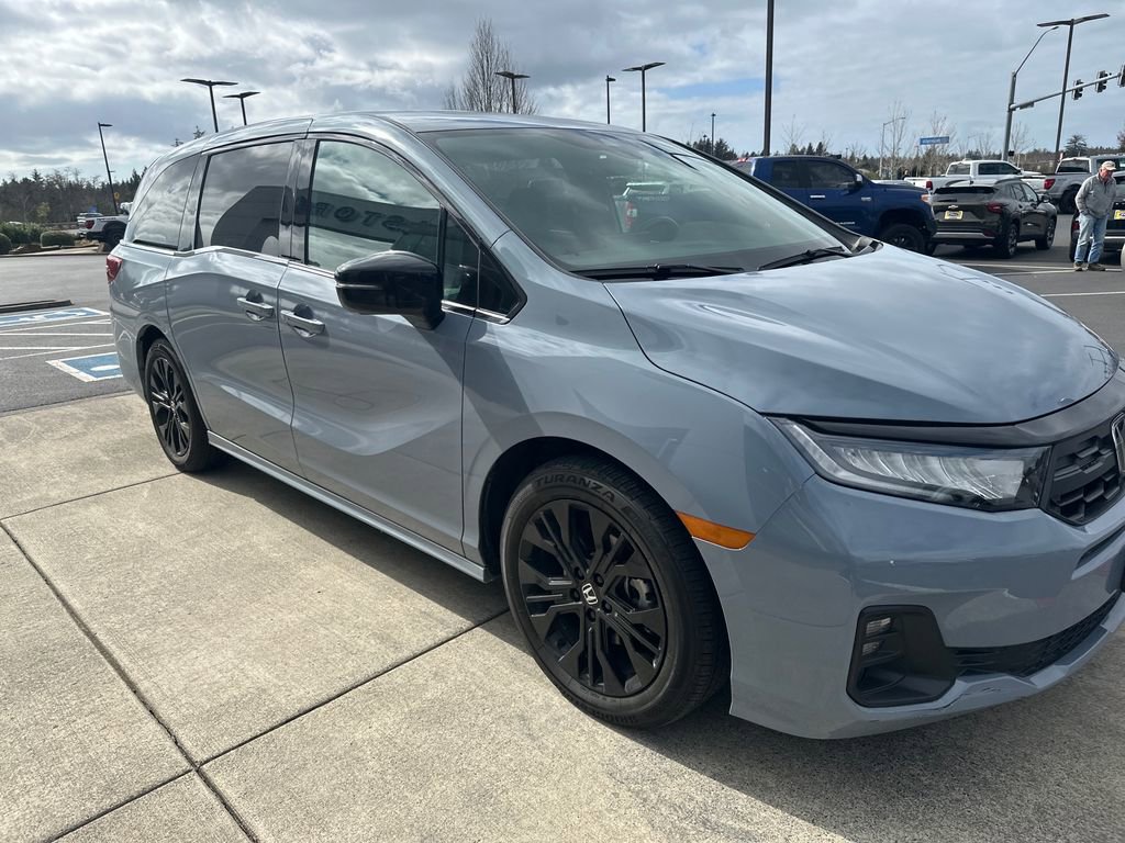 Used 2025 Honda Odyssey Sport-L image 6