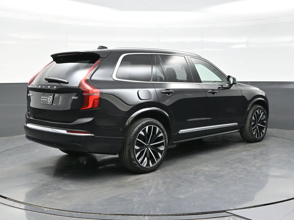 Used 2025 Volvo XC90 B5 Ultra AWD/4WD image 7