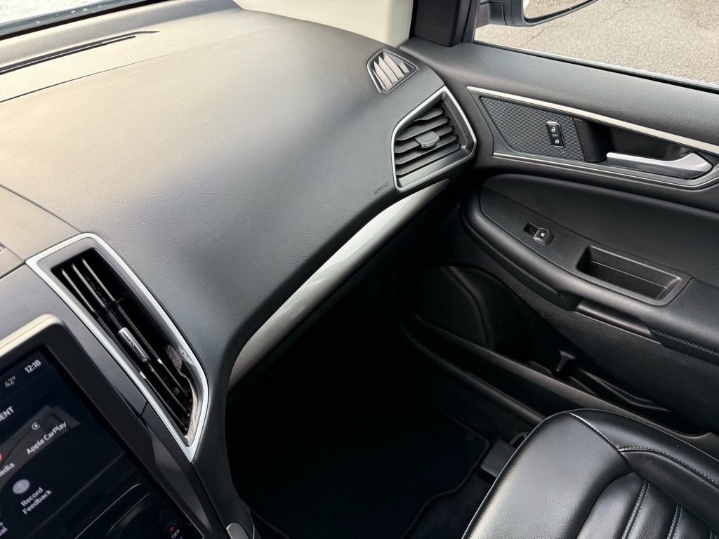 Used 2024 Ford Edge SEL image 29