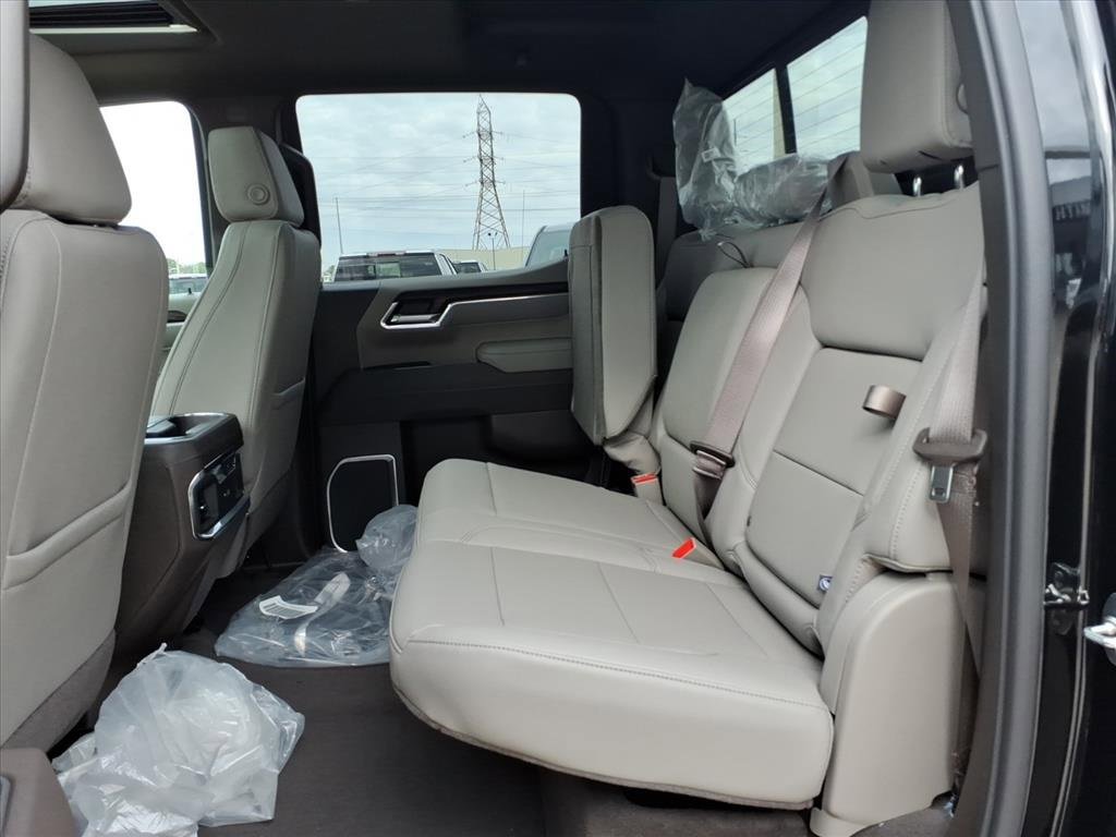 New 2026 GMC Sierra 1500 SLT w/ SLT Premium Package image 15