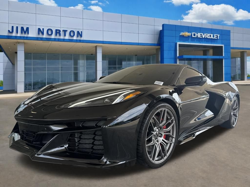 Used 2025 Chevrolet Corvette Z06 w/ Stealth Interior Trim Package RWD 360° Tour