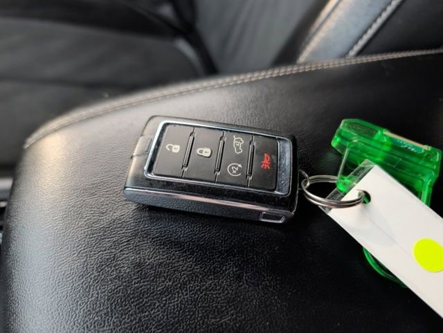 Used 2023 Jeep Grand Cherokee Altitude image 36