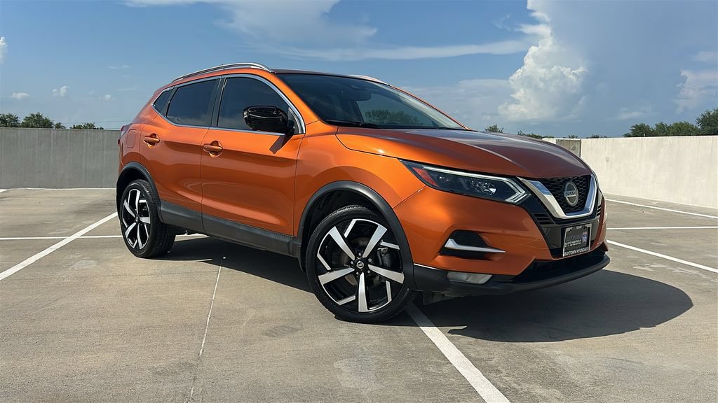 Used 2021 Nissan Rogue Sport SL w/ Premium Package FWD image 7
