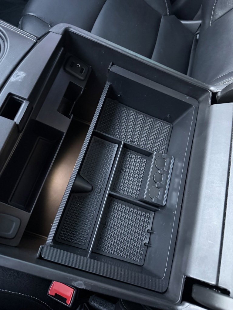 Used 2019 GMC Yukon SLT w/ HD Trailering Package image 17