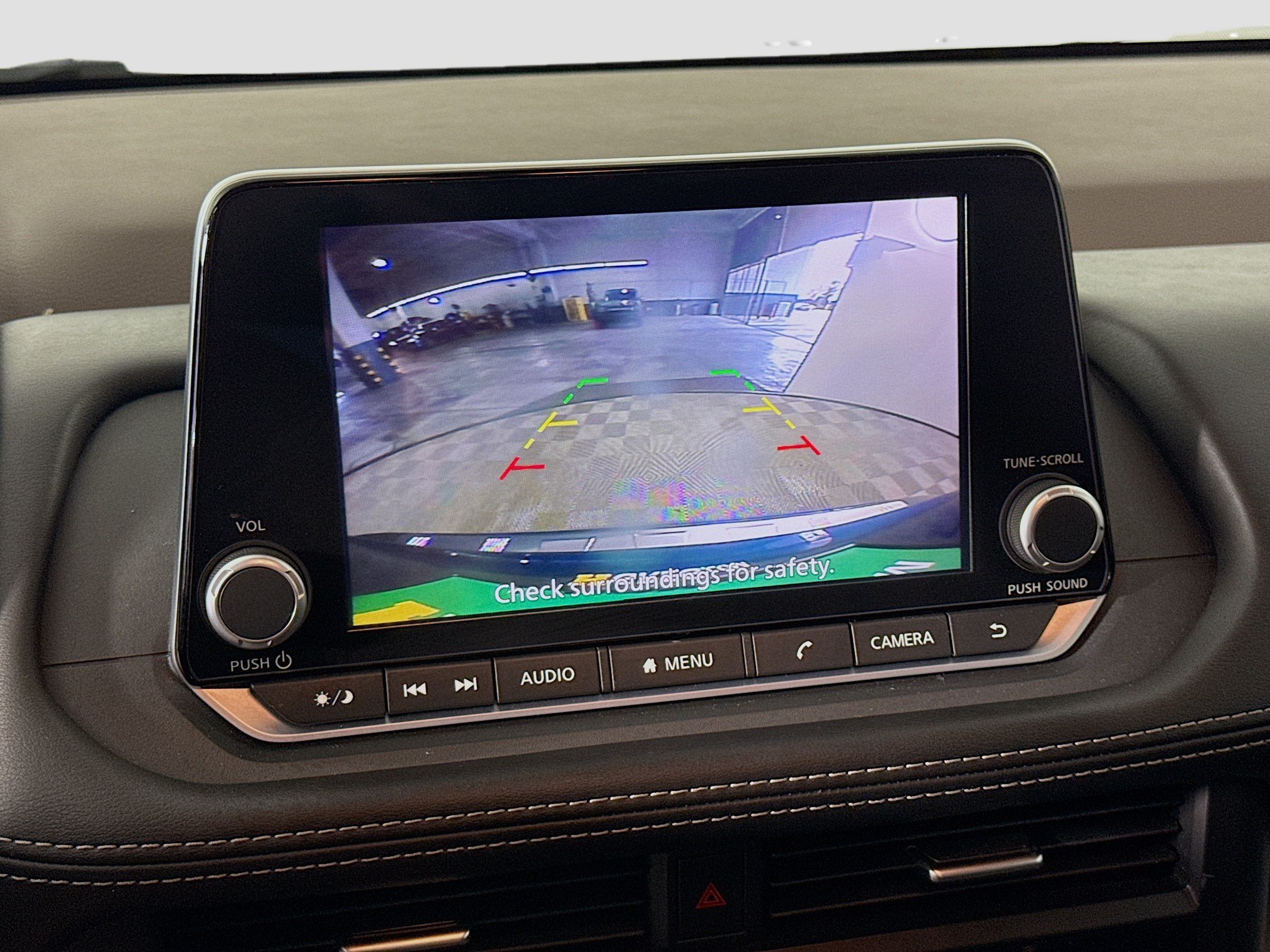 Used 2023 Nissan Rogue SV FWD image 19