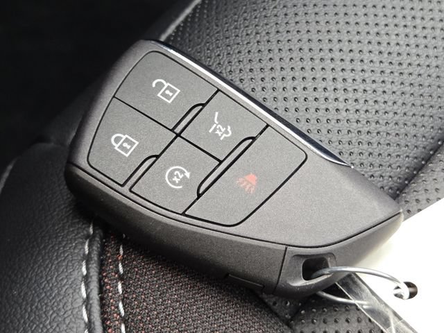 Used 2026 Chevrolet Equinox EV RS w/ Convenience Package II AWD/4WD image 37