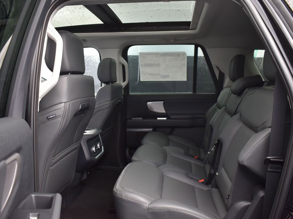 New 2026 Ford Expedition Max Active image 10