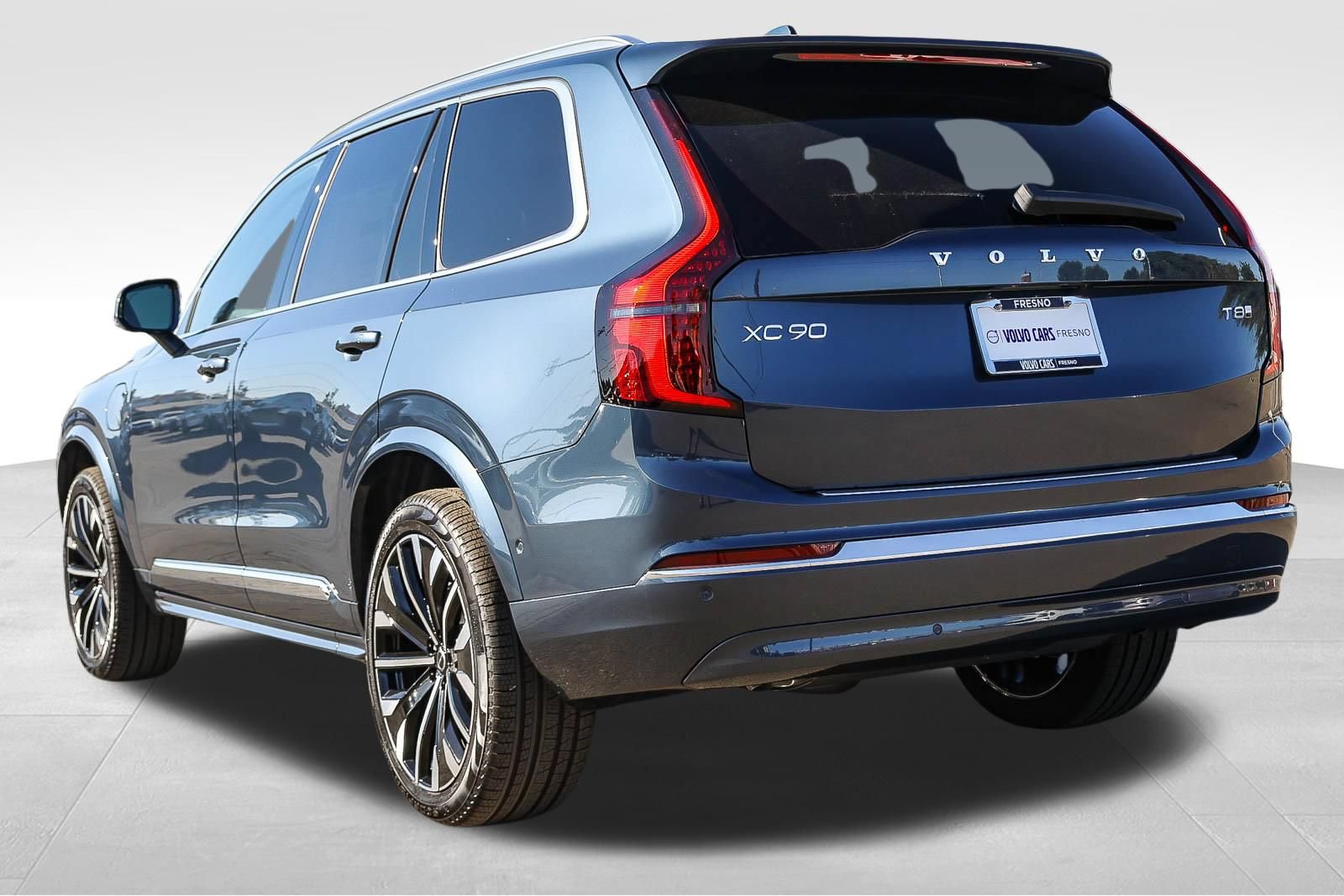 New 2026 Volvo XC90 T8 Ultra w/ Protection Package AWD/4WD image 7