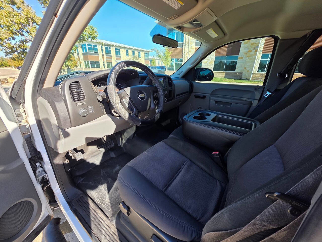 Used 2010 Chevrolet Silverado 1500 W/T image 5