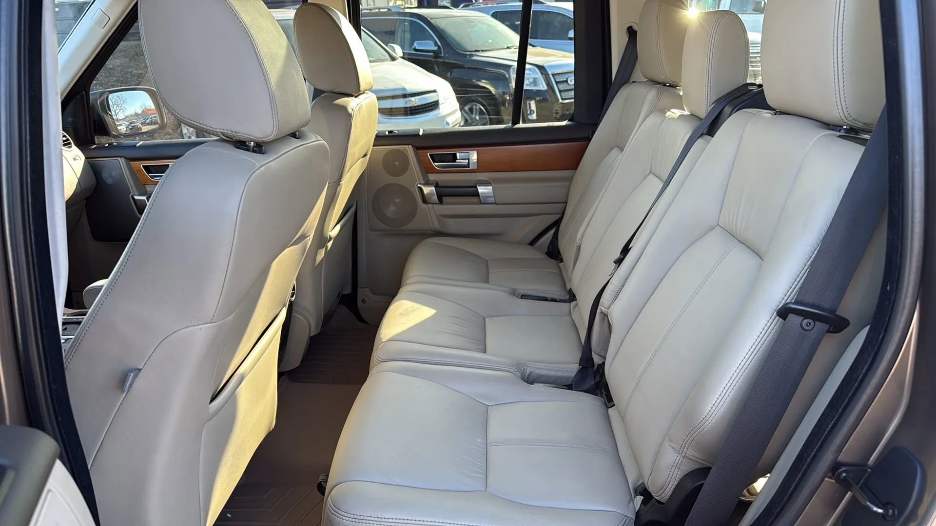 Used 2010 Land Rover LR4 HSE LUX image 5