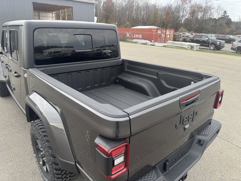 New 2026 Jeep Gladiator Willys image 37