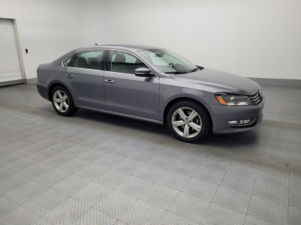 Used 2015 Volkswagen Passat 1.8T Limited Edition image 11