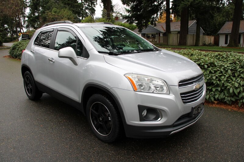 Used 2015 Chevrolet Trax LTZ image 2