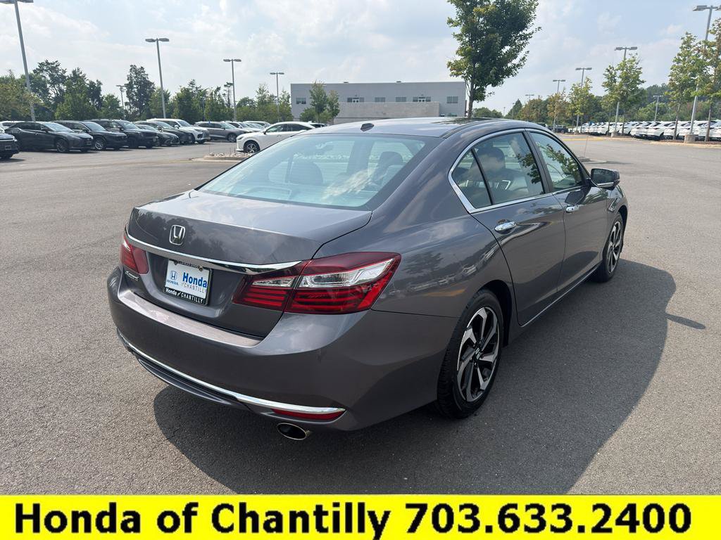 Used 2017 Honda Accord EX-L image 7