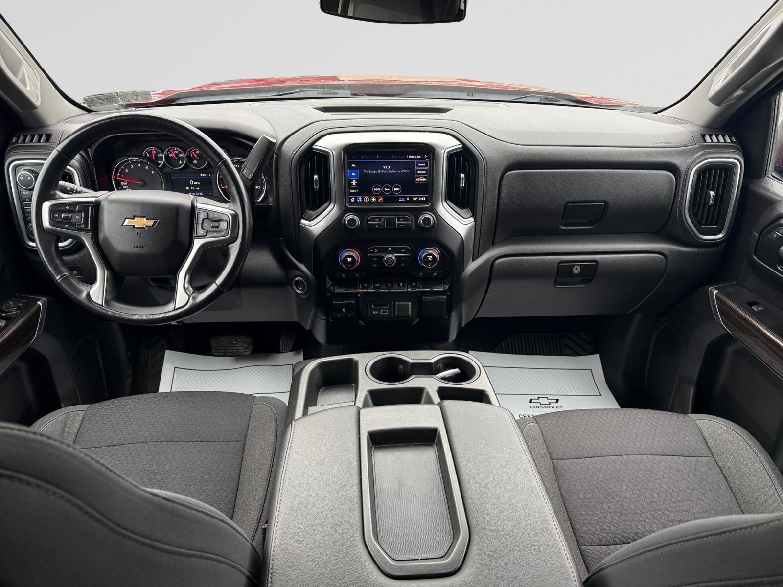 Used 2019 Chevrolet Silverado 1500 LT w/ All-Star Edition AWD/4WD image 10