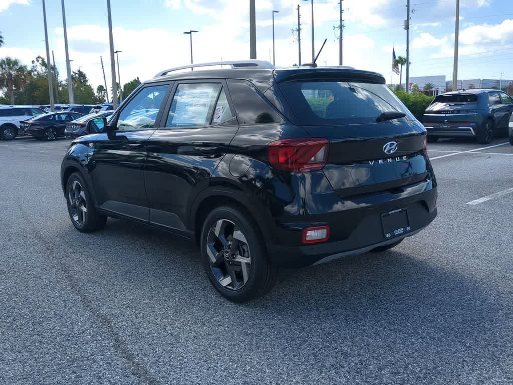 New 2026 Hyundai Venue SEL FWD image 5