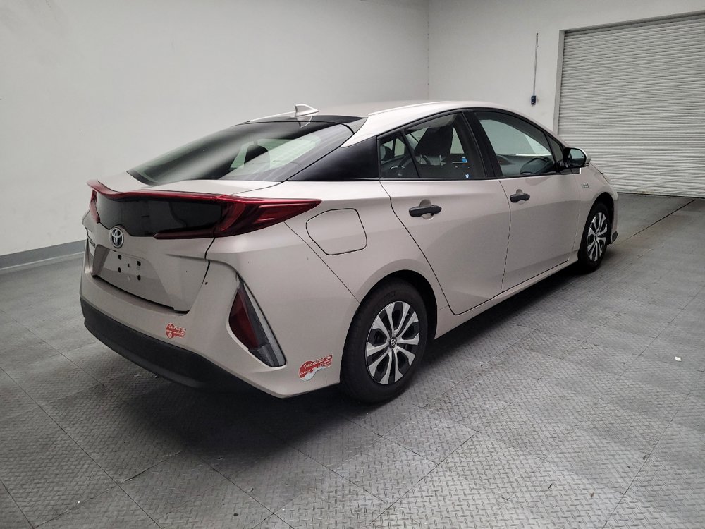 Used 2017 Toyota Prius Prime Plus w/ Carpet Mat Package FWD image 9