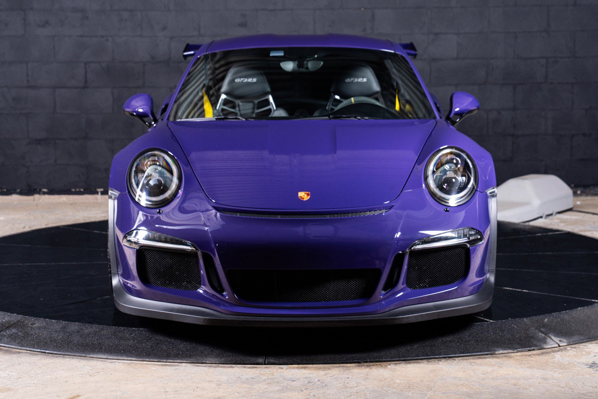 Used 2016 Porsche 911 GT3 RS RWD image 9