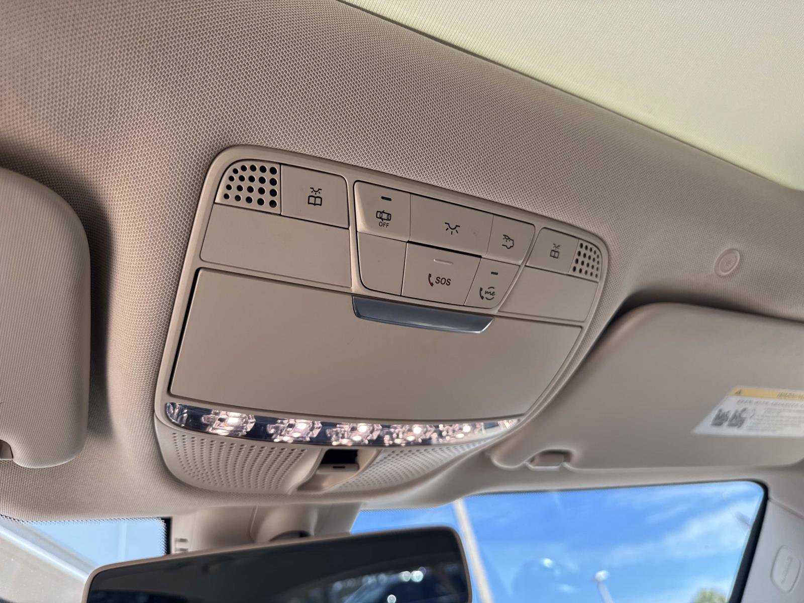 Used 2020 Mercedes-Benz GLC 300 image 34