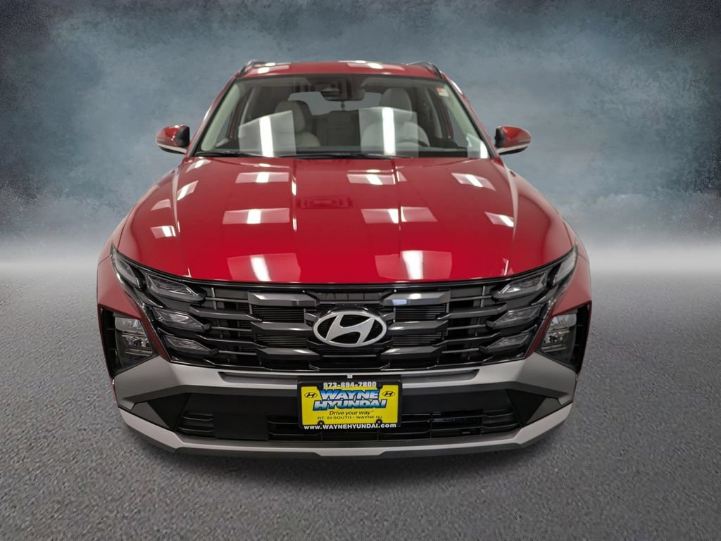 Certified 2025 Hyundai Tucson SEL AWD/4WD image 2