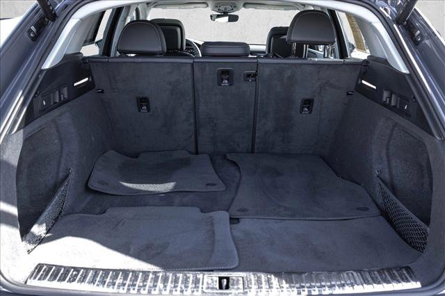 Used 2024 Audi Q8 e-tron Premium Plus w/ Premium Plus Package image 24