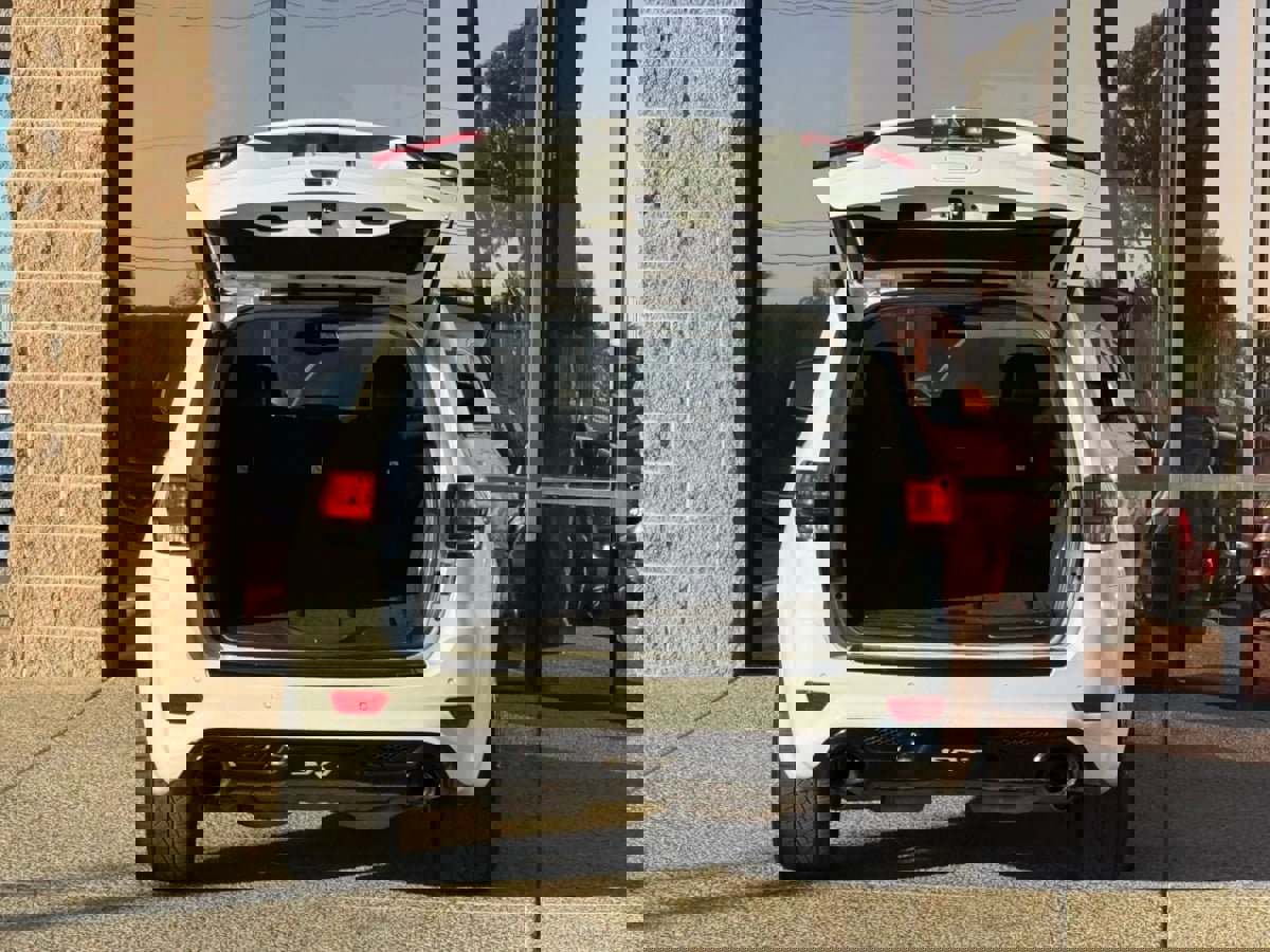 Used 2015 Jeep Grand Cherokee SRT w/ Trailer Tow Group IV image 13