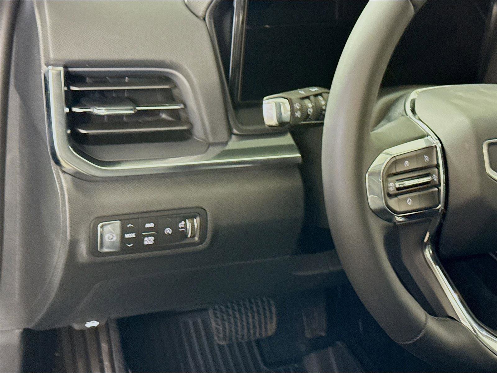 New 2026 GMC Terrain Denali w/ LPO, Floor Liner Package AWD/4WD image 5