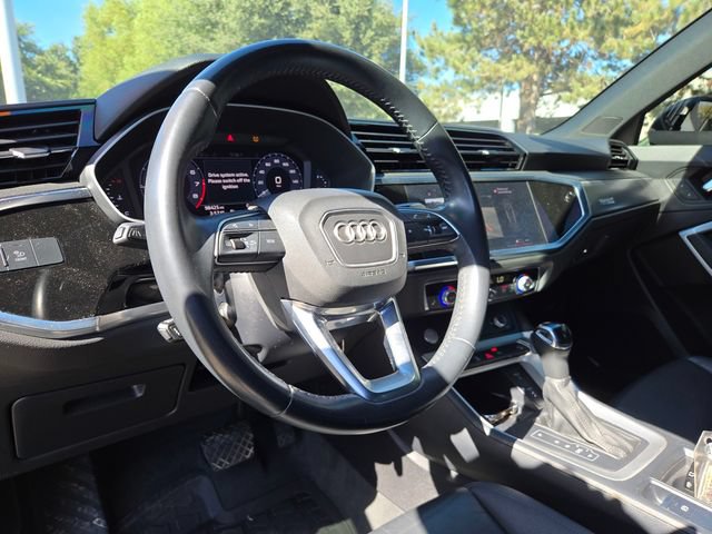 Used 2020 Audi Q3 2.0T Premium Plus w/ Premium Plus Package AWD/4WD image 13