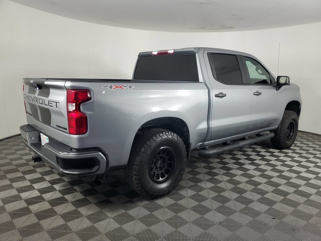 Used 2024 Chevrolet Silverado 1500 Custom w/ Rally Edition AWD/4WD image 4