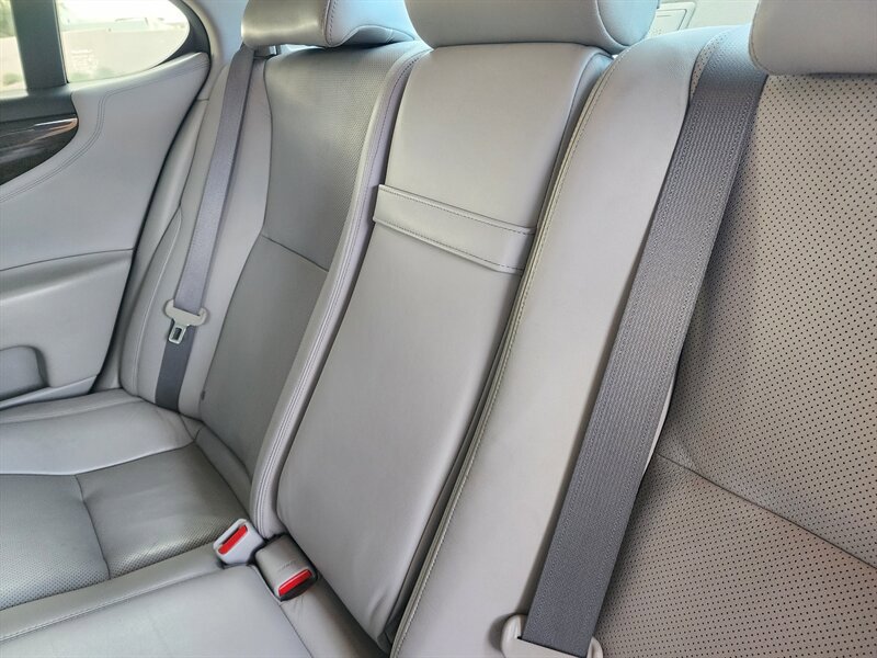 Used 2012 Lexus LS 460 AWD w/ Comfort Pkg image 75