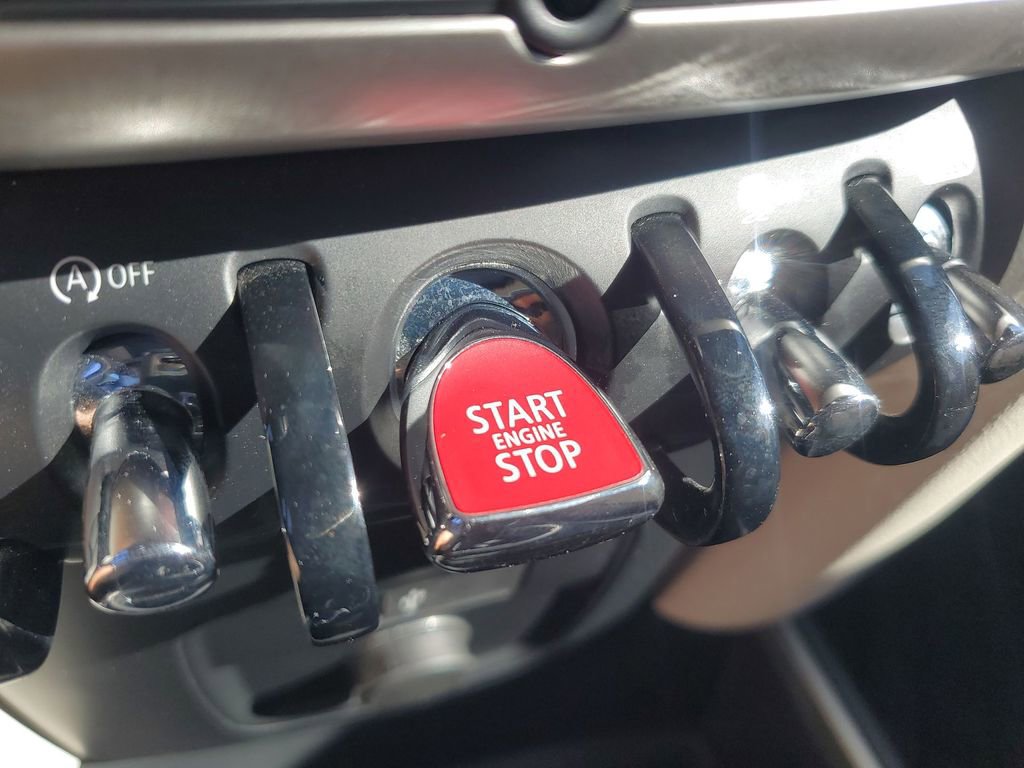 Used 2023 MINI Cooper Countryman S w/ Signature Upholstery Package image 38