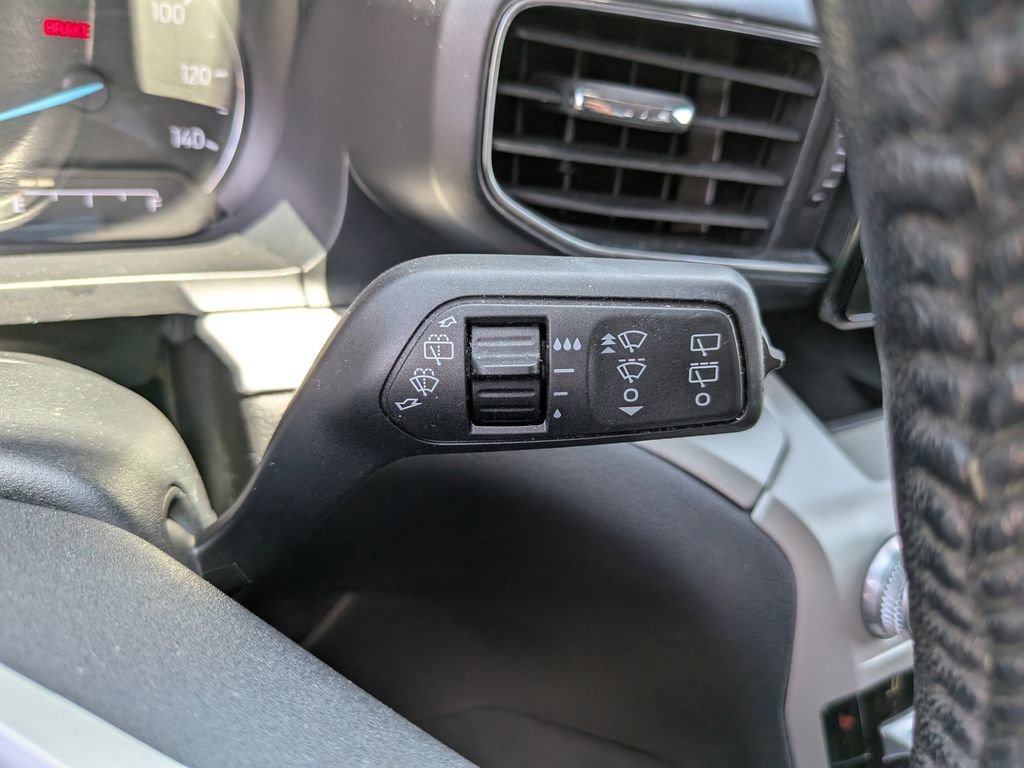 Used 2021 Ford Explorer XLT w/ Equipment Group 202A image 31