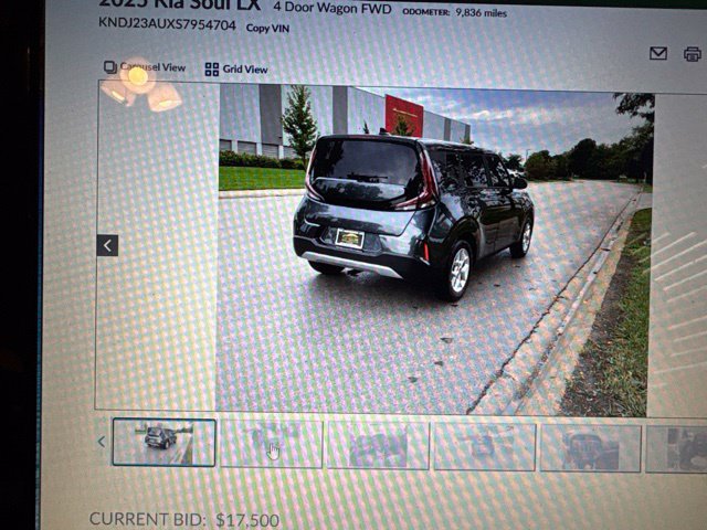 Used 2025 Kia Soul LX w/ LX Technology Package FWD image 44
