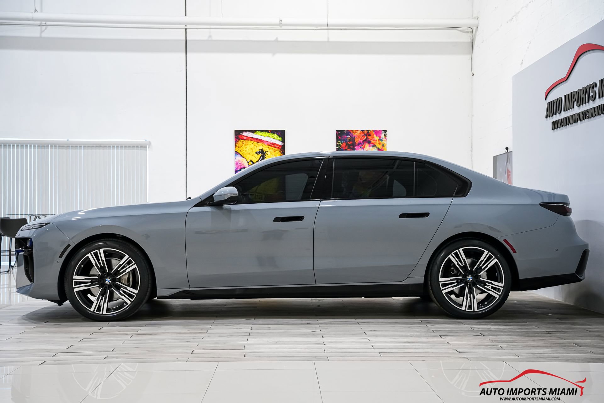Used 2023 BMW 740i image 15