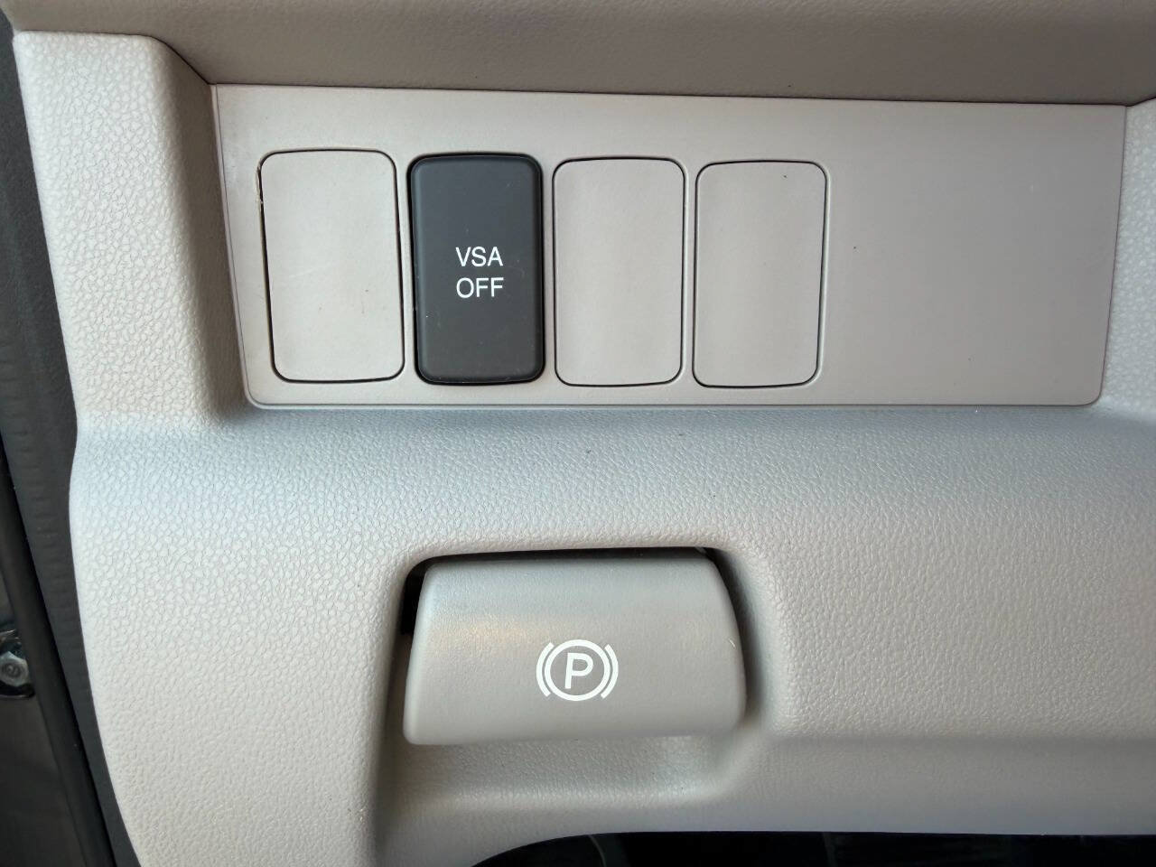 Used 2011 Honda Pilot EX-L image 19