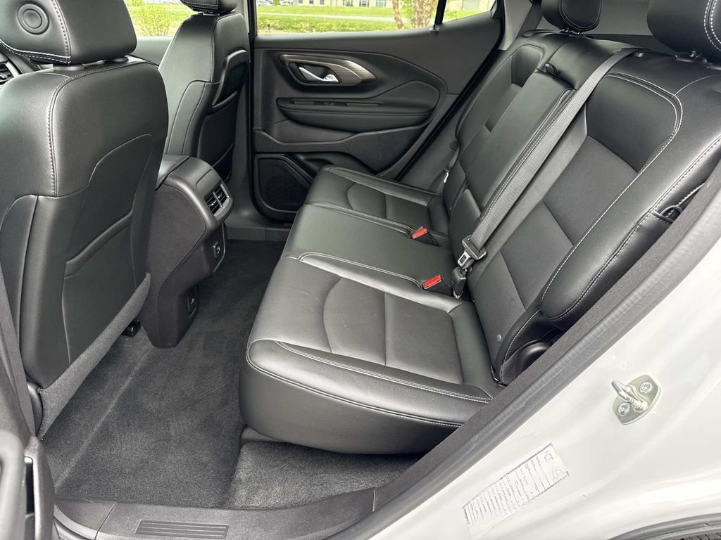 Used 2024 GMC Terrain SLT AWD/4WD image 23