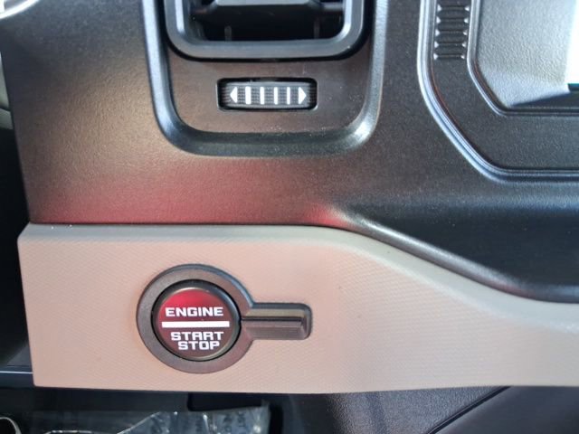 Used 2022 Ford Bronco Wildtrak image 24