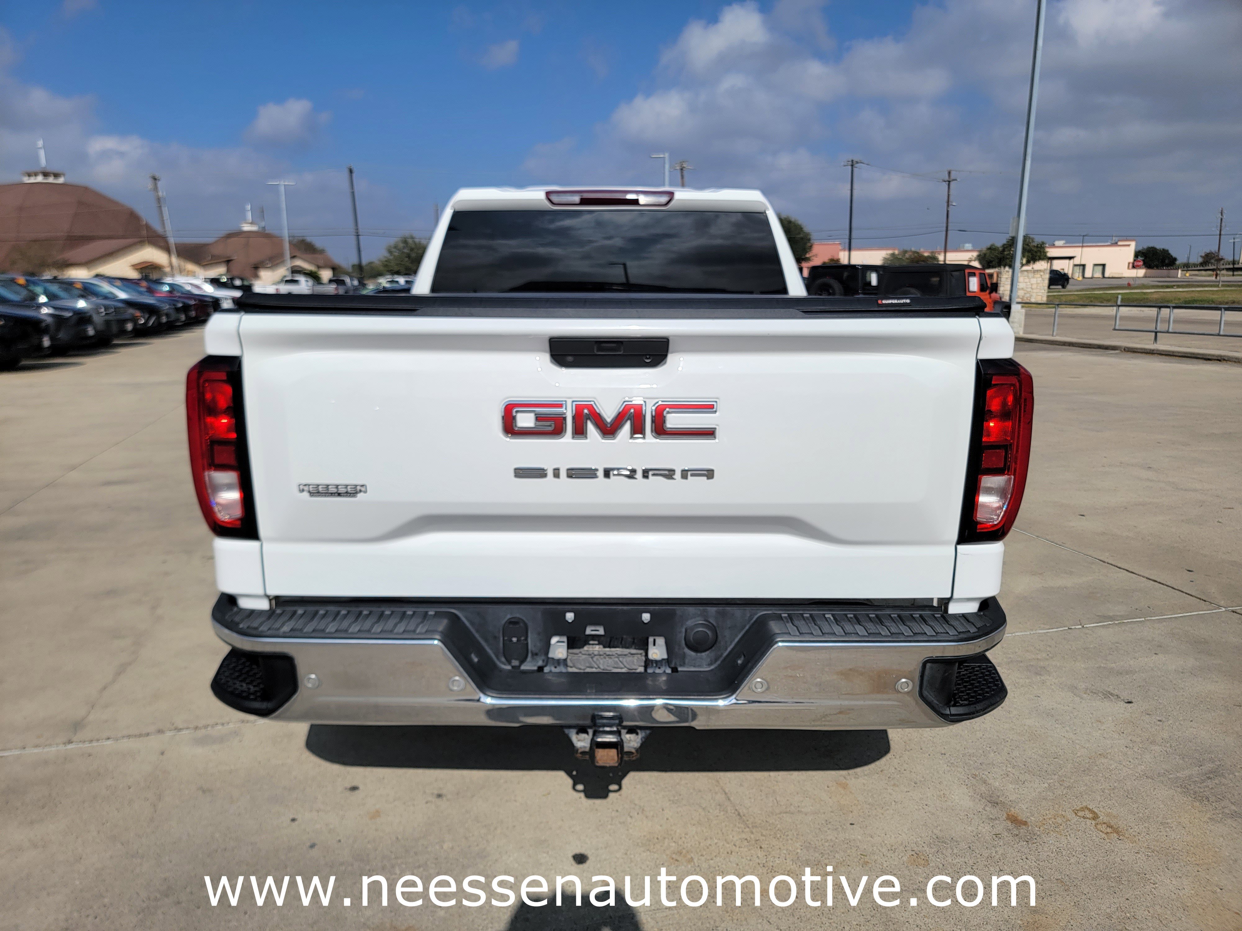 Used 2020 GMC Sierra 1500 2WD Crew Cab w/ Sierra Value Package image 6