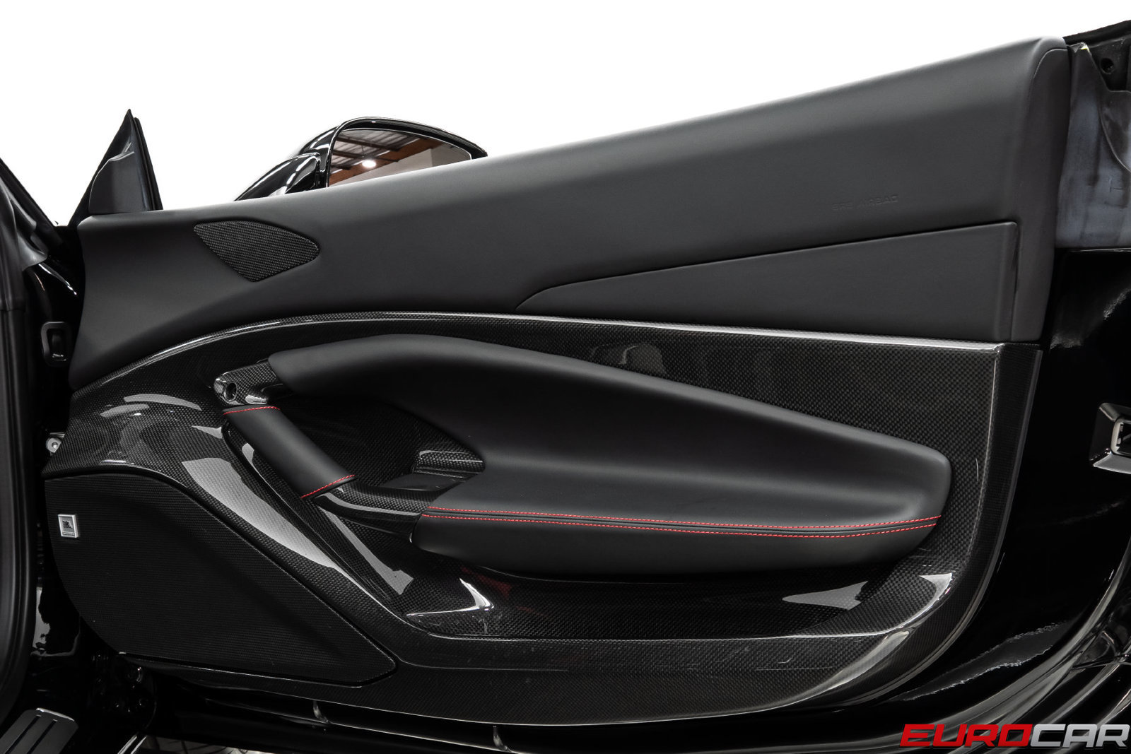 Used 2021 Ferrari F8 Tributo RWD image 28