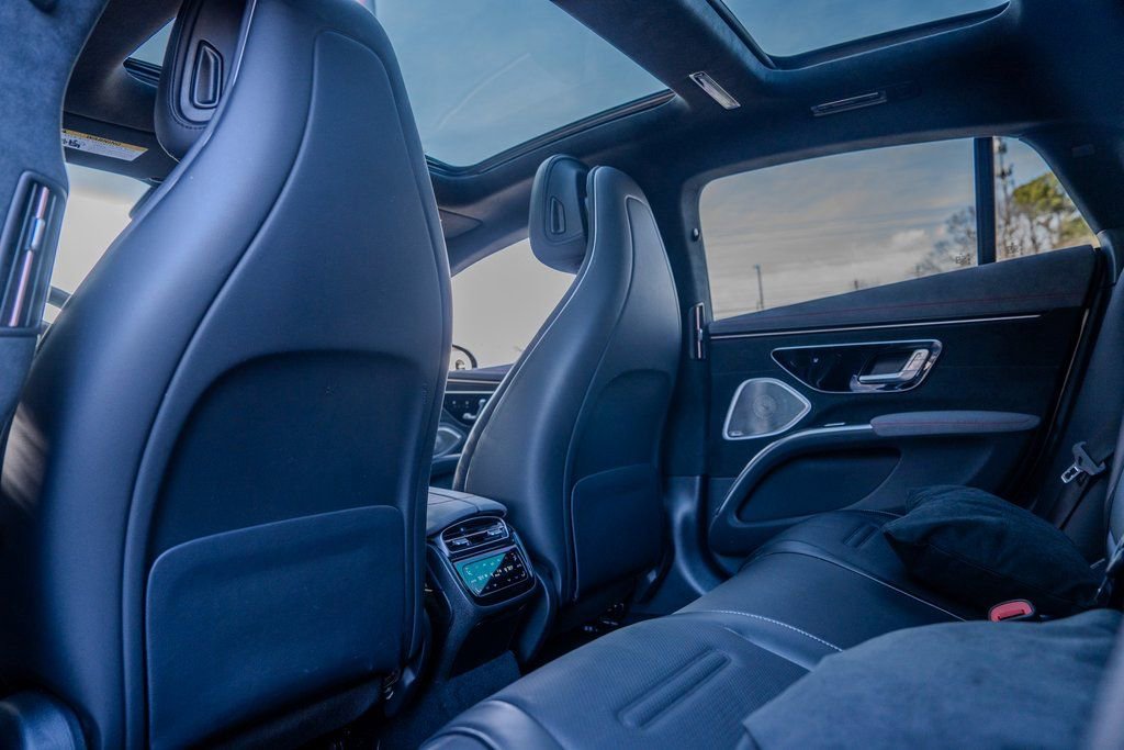 Used 2023 Mercedes-Benz EQS AMG 4MATIC image 21