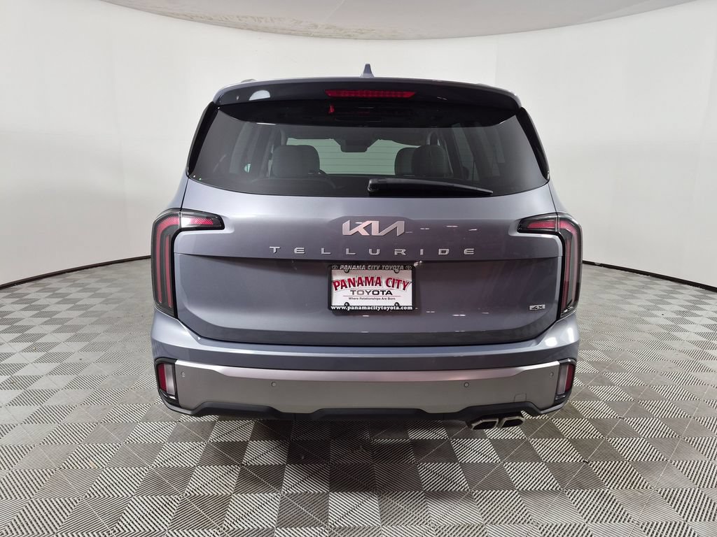Used 2025 Kia Telluride SX w/ SX Captain's Chair Package AWD/4WD image 4