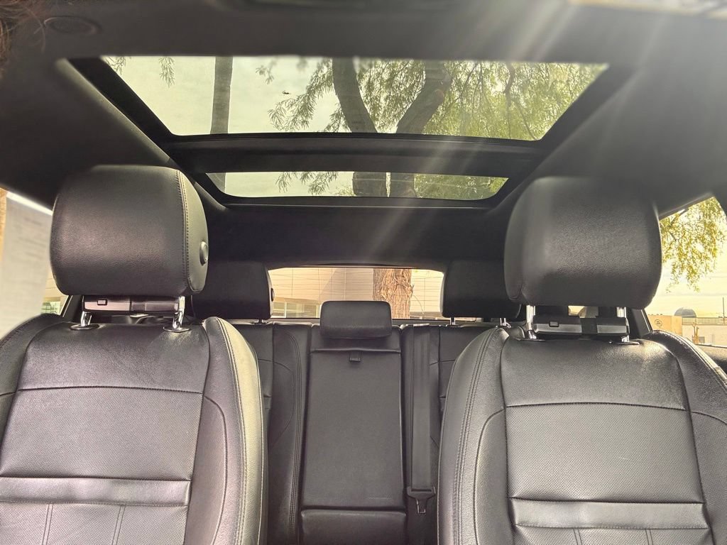 Used 2024 Land Rover Range Rover Evoque Dynamic SE AWD/4WD image 17